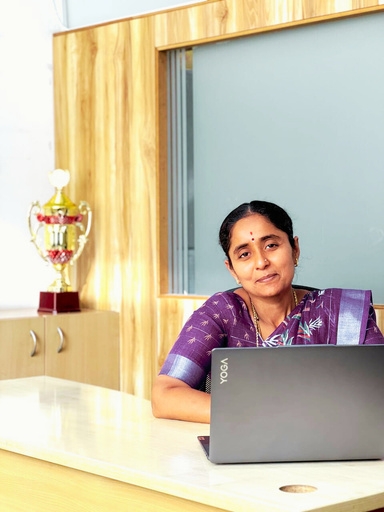 MS. B.GAYATHRI NARENDRA KUMAR - Vice-Principal